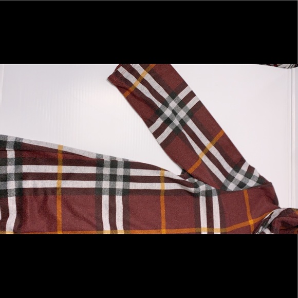 Suzy Shier printed tops - Picture 5 of 6